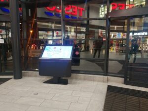 Interactive Way Finder Screens for shopping centers