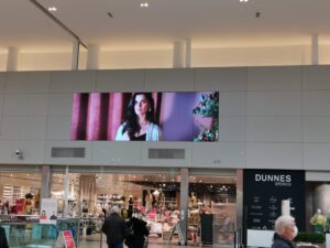 Large Indoor and outdoor commercial digital displays